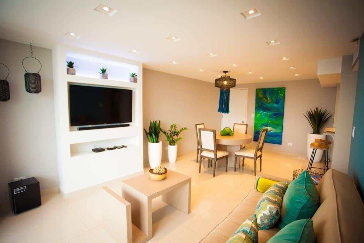 2Br Gem Ocean Front Building Isla Verde Beach San Juan Exterior photo