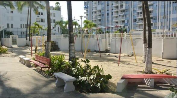 2Br Gem Ocean Front Building Isla Verde Beach San Juan Exterior photo